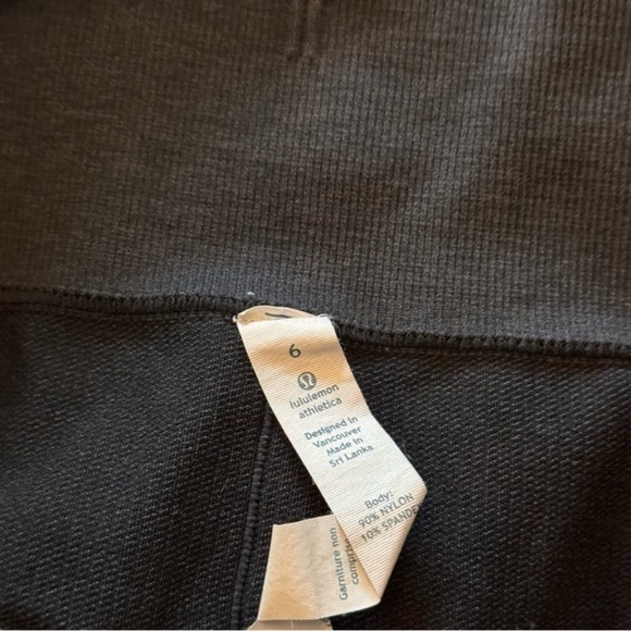 Lululemon In The Flow Crop Leggings Seamless Capri Ruched  Size 6 T25 - Picture 5 of 6